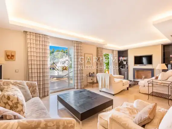 (3) Luksusowy penthouse w doskonałej lokalizacji, w Golden Mile/Marbella