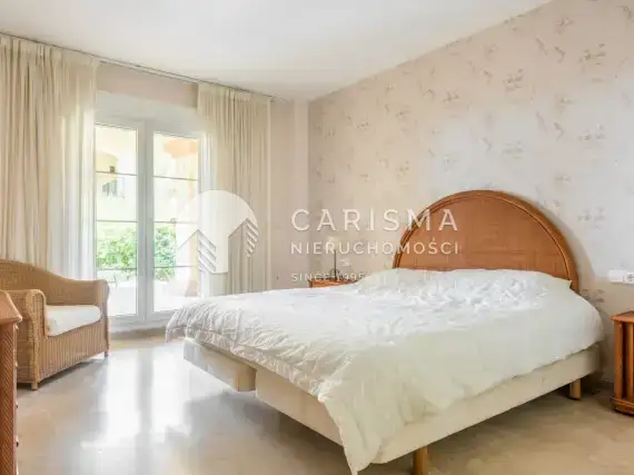 (7) Luksusowy, parterowy apartament w dobrej lokalizacji, w Nueva Andalusia