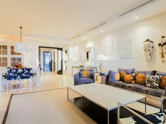 (5) Luksusowy apartament w pierwszej linii brzegowej, w Puerto Banus