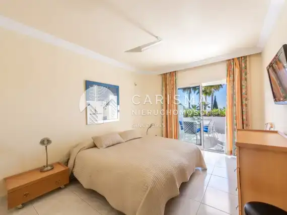 (7) Apartament z panoramicznym widokiem na morze w  Golden Mile Marbella