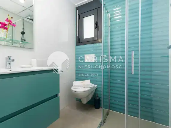 (7) Nowe apartamenty z basenem