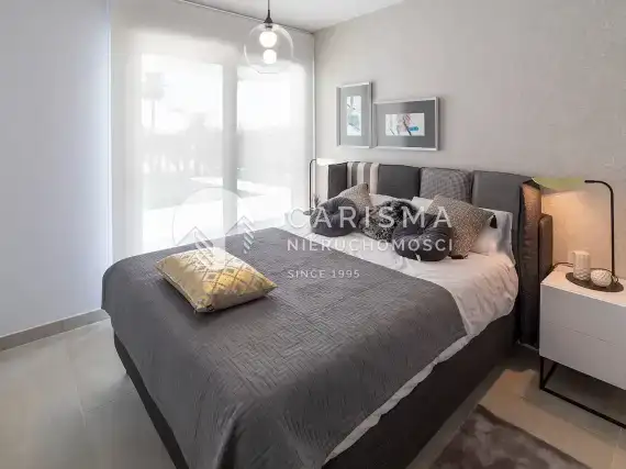 (13) Nowe apartamenty 600 m od plaży Playa Flamenca