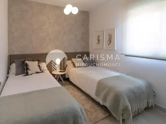 (14) Nowe apartamenty 600 m od plaży Playa Flamenca