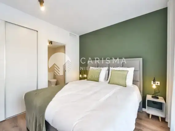 (18) Luksusowy apartament przy plaży Arenal w Calpe