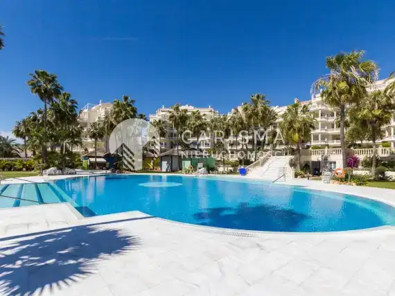 (2) Apartament w 5. gwiazdkowym kompleksie przy plaży, New Golden Mile, Malaga.