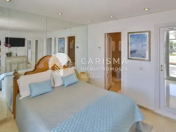 (15) Penthouse na terenie zamkniętego osiedla tuż przy plaży