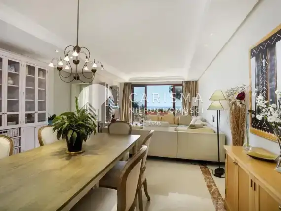 (4) Apartament w pierwszej linii brzegowej, New Golden Mile, Costa del Sol
