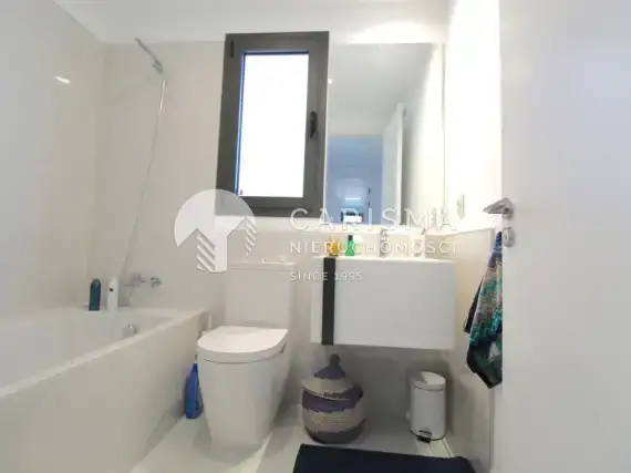 (12) Luksusowy, parterowy apartament w Atalaya, Costa del Sol