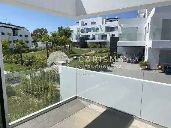 (35) Luksusowy apartament przy polach golfowych w Atalaya, Costa del Sol
