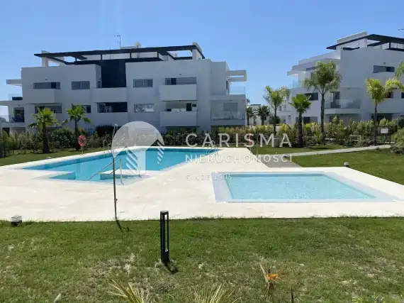 (37) Luksusowy apartament przy polach golfowych w Atalaya, Costa del Sol