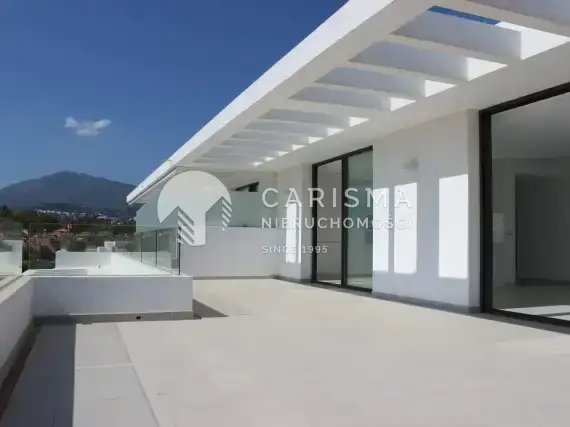 (2) Luksusowy, nowy penthouse w Atalaya, Costa del Sol