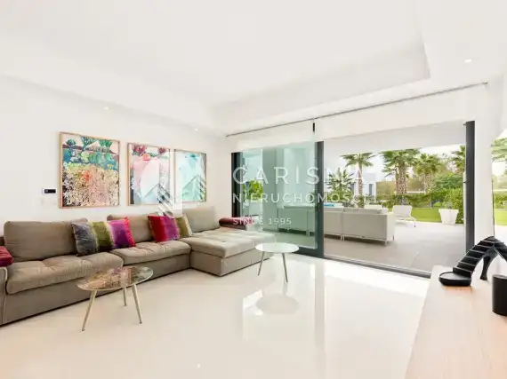 (3) Luksusowy, parterowy apartament w Aytalaya, Costa del Sol