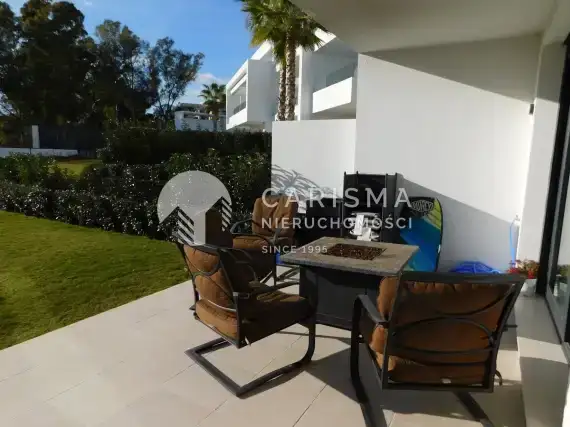 (16) Luksusowy i nowy apartament w Atalaya, Costa del Sol