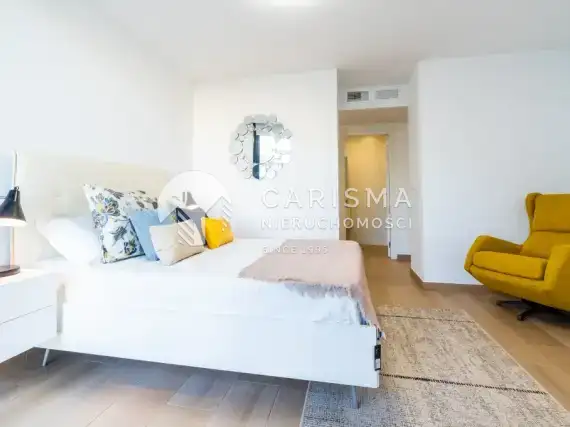 (9) Nowe i gotowe apartamenty w 2 linii brzegowej, Denia, Costa Blanca
