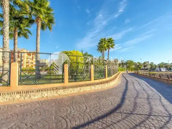 (24) Apartament w Aguamarina 100 m od morza