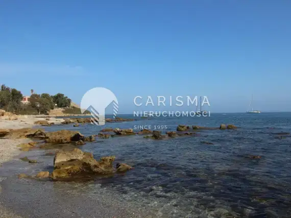 (4) Willa z widokiem na Morze Śródziemne, w pierwszej linii brzegowej, La Duquesa, Costa del Sol