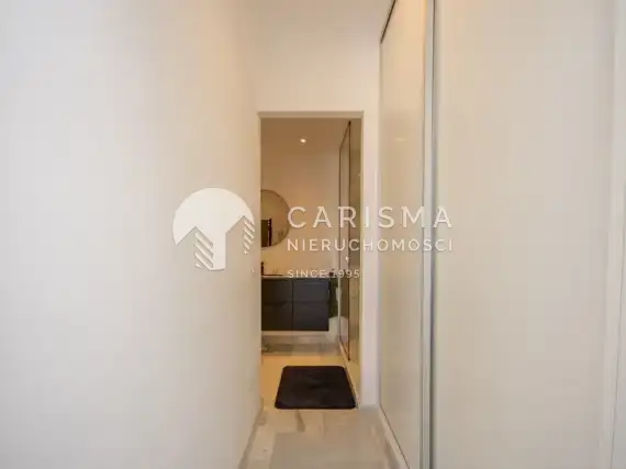 (9) Apartament w pierwszej linii brzegowej Elviria, Marbella
