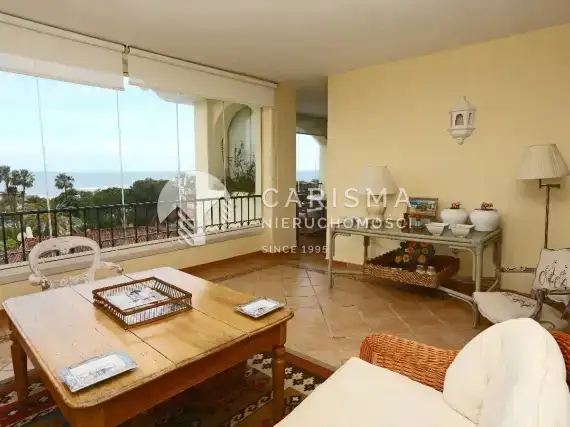 (6) Apartament z widokiem na morze w Elviria, Marbella