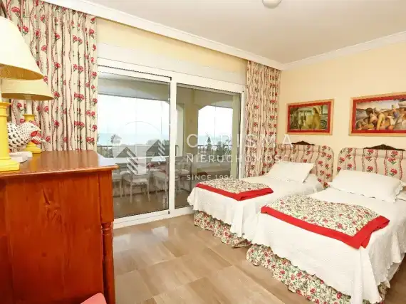 (12) Apartament z widokiem na morze w Elviria, Marbella