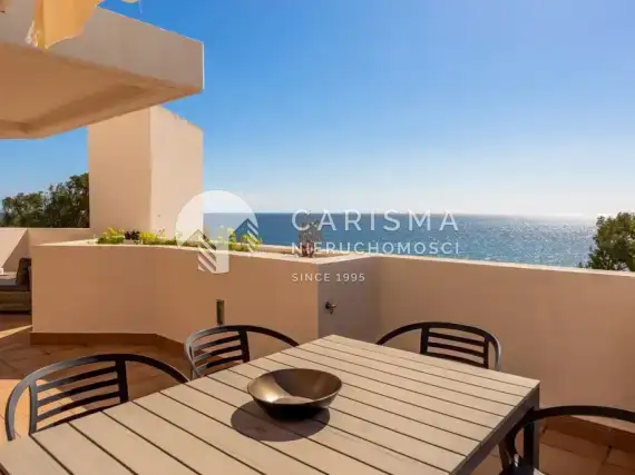 (4) Apartament z widokiem na morze w Estepona