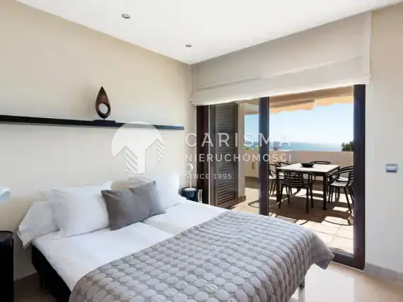 (11) Apartament z widokiem na morze w Estepona