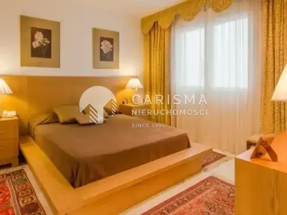 (11) Luksusowy apartament w centrum Torremolinos, Costa del Sol