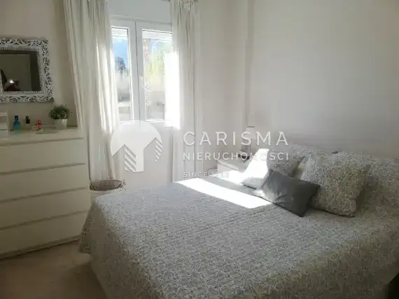 (9) Apartament w pierwszej linii w Denia