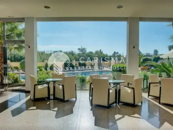 (5) Hotel z widokiem na morze w Torremolinos