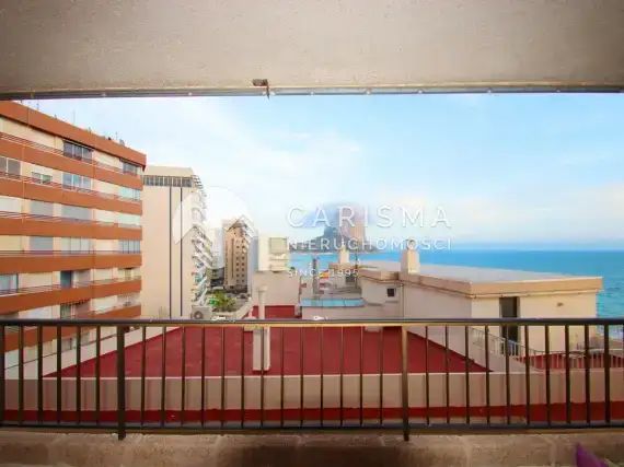 (20) Odremontowany apartament w centrum Calpe z widokiem na morze