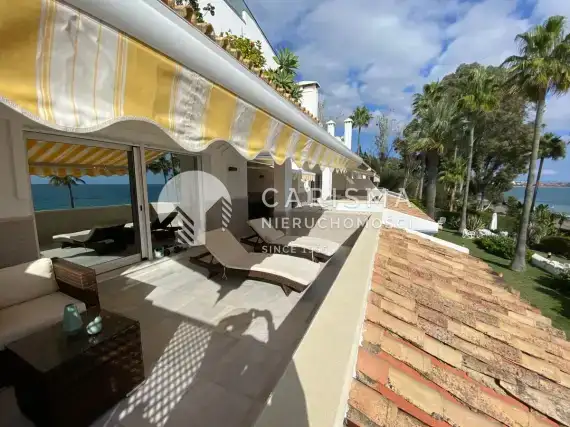 (53) Luksusowy apartament w pierwszej linii brzegowej, Estepona, Costa del Sol