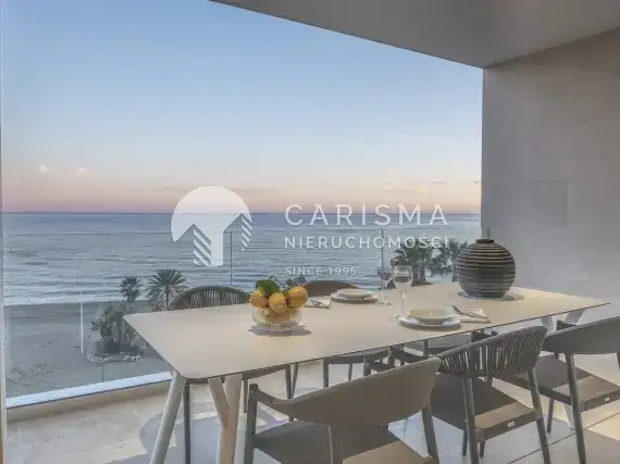(3) Luksusowy i nowy apartament w pierwszej linii brzegowej, Estepona, Costa del Sol