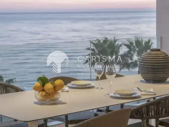 (4) Luksusowy i nowy apartament w pierwszej linii brzegowej, Estepona, Costa del Sol