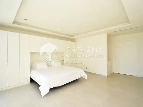 (14) Luksusowa willa w New Golden Mile Marbella