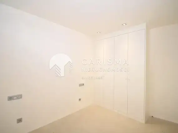 (16) Luksusowa willa w New Golden Mile Marbella