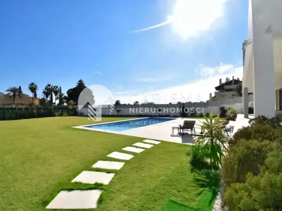 (45) Luksusowa willa w New Golden Mile Marbella