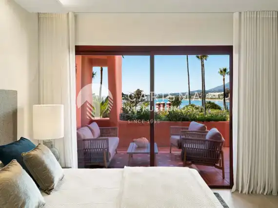 (6) Luksusowy apartament w pierwszej linii brzegowej Estepona, Costa del Sol