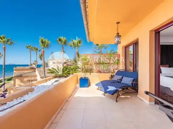 (12) Luksusowy apartament w pierwszej linii brzegowej, Estepona, Costa del Sol