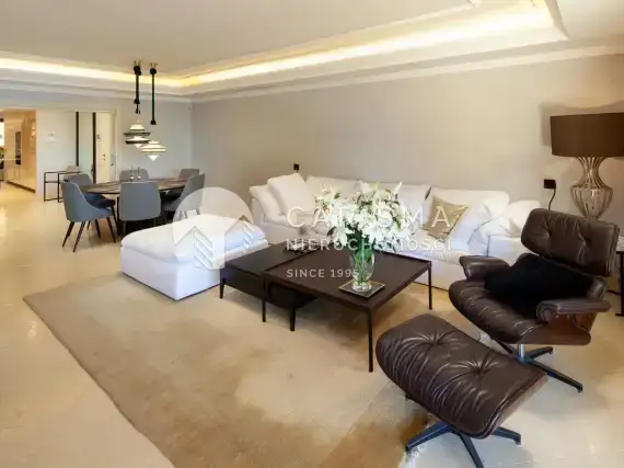 (6) Luksusowy apartament w pierwszej linii brzegowej, Estepona, Costa del Sol