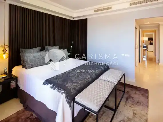 (20) Luksusowy apartament w pierwszej linii brzegowej, Estepona, Costa del Sol