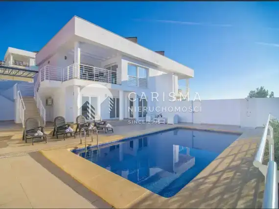 (6) Nowoczesny dom szeregowy z pięknymi widokami na góry, Calpe, Costa Blanca Północ