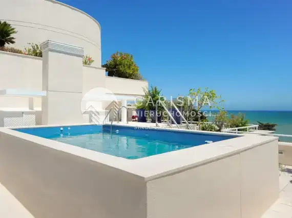 (21) Luksusowy penthouse w pierwszej linii brzegowej, Estepona, Costa del Sol