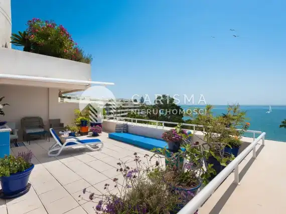 (28) Luksusowy penthouse w pierwszej linii brzegowej, Estepona, Costa del Sol