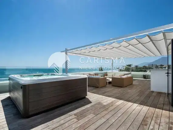 (44) Luksusowa willa przy plaży, Costabella, Costa del Sol