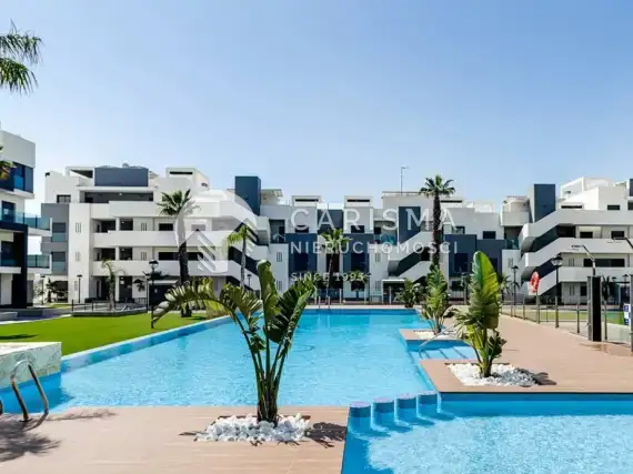 (3) Nowe apartamenty z kompleksem SPA  w Guardamar, El Raso