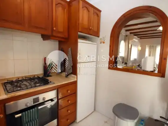 (10) Dom w zabudowie bliźniaczej z basenem wspólnym w Moraira