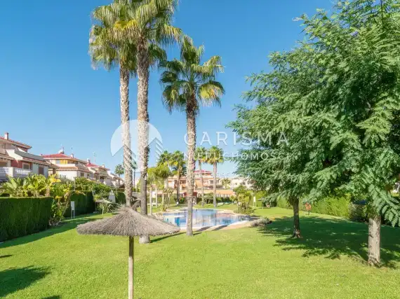 (47) Penthouse z widokiem na Morze Śródziemne w Zeniamar, Costa Blanca, Hiszpania