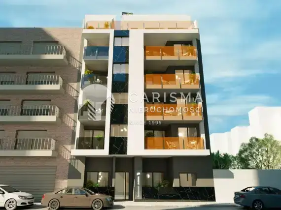 (4) Nowe, 3 ostatnie apartamenty w Torrevieja, 350 m od plaży.
