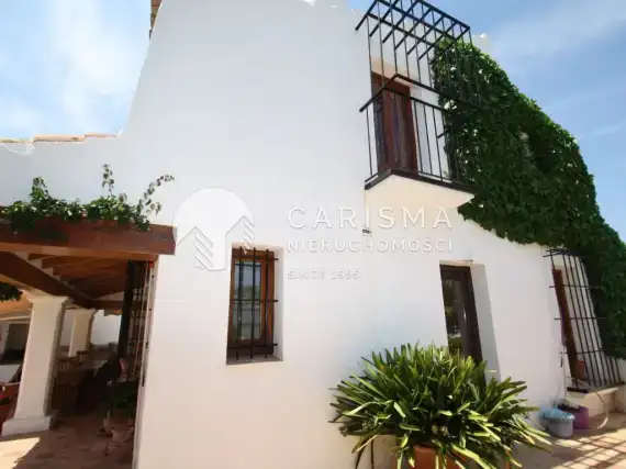 (20) Willa w pierwszej linii brzegowej w Moraira