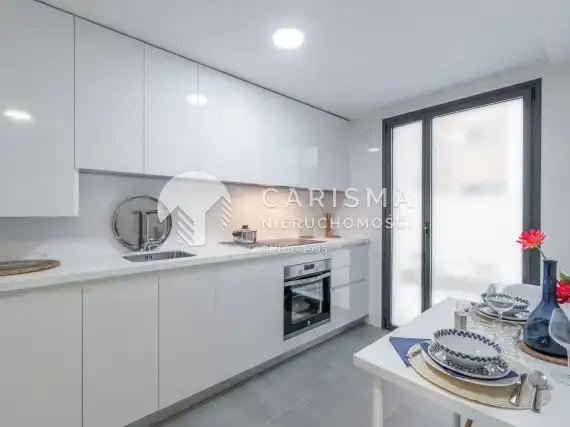 (25) Nowe i gotowe apartamenty tylko 100 m od plaży, Malaga, Costa del Sol