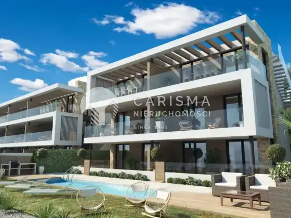 (2) Nowe apartamenty w pierwszej linii pola golfowego La Marquesa